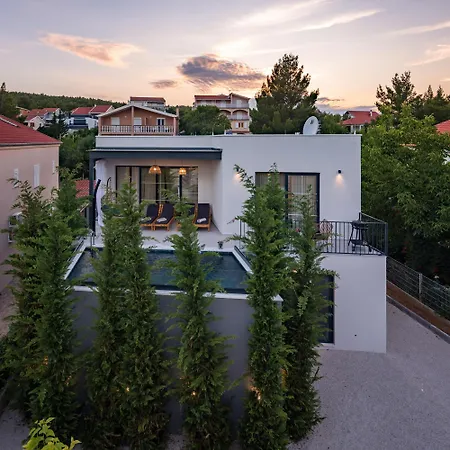 Villa Medellin *